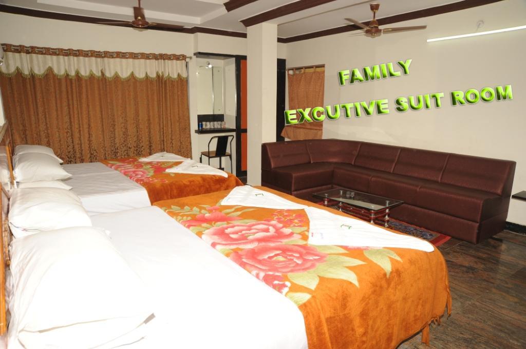 Hotel V.K.Residency Tirupati Esterno foto